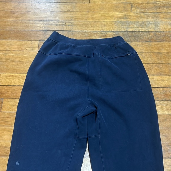Lululemon Men’s Steady State Relaxed Joggers in Navy, size Small - Picture 10 of 13